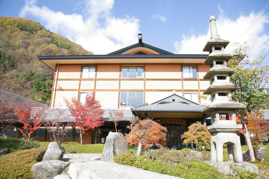 Yuttarino-Sato Inaka Hotel Achi Exterior photo